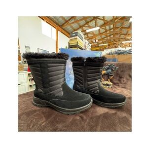 Easy Works Women's Black Winter Boots size 8.5